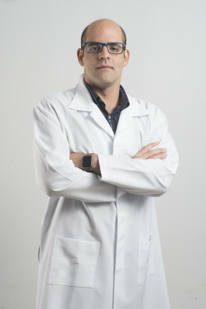Dr. Thiago Farias Bujes